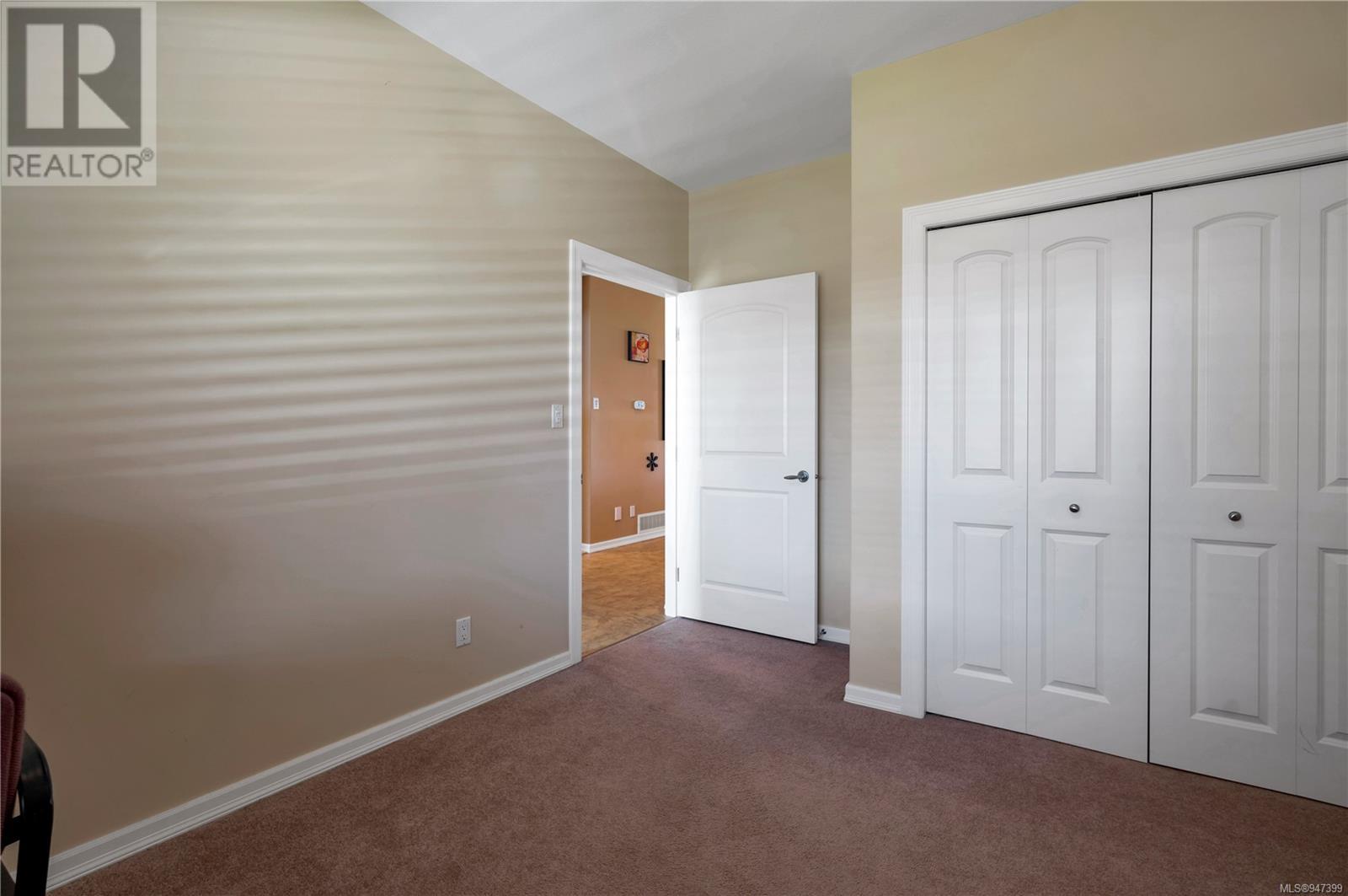 2136 FOREST Grove