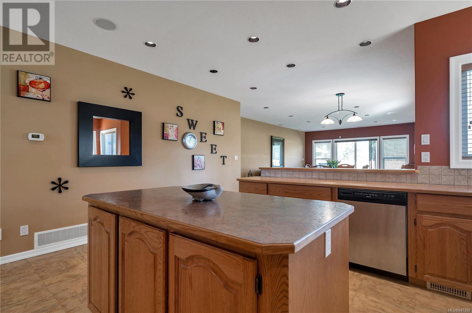 2136 FOREST Grove