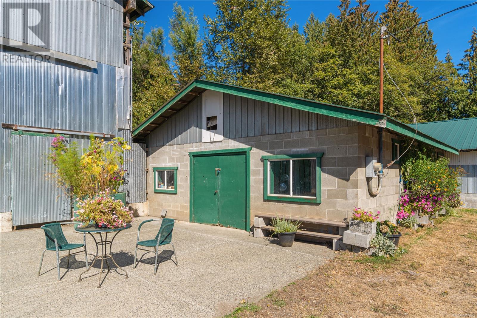 3155 Grant Rd