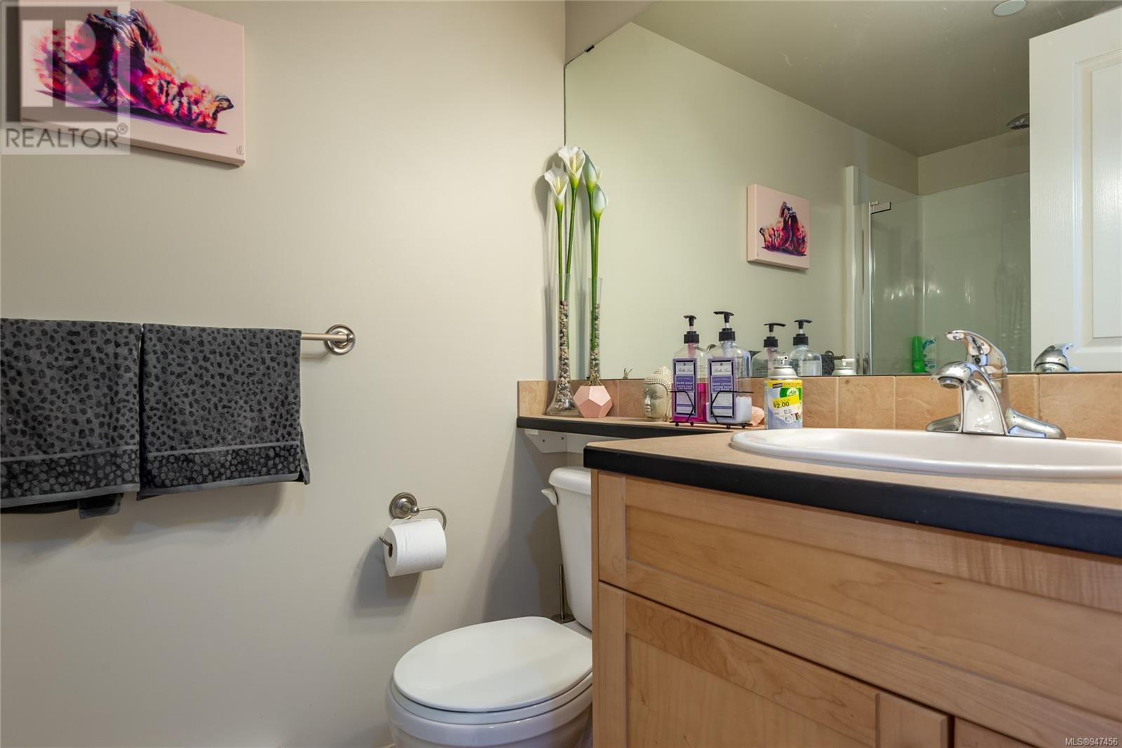 217 350 Island Hwy S, #217