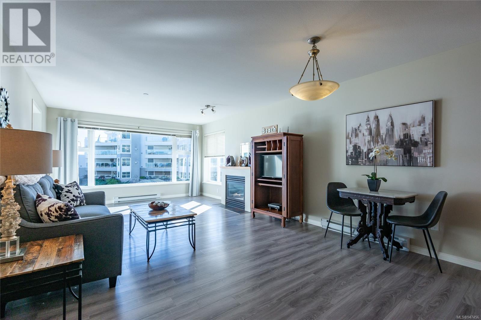 217 350 Island Hwy S, #217