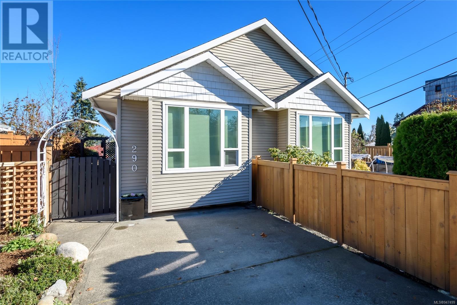 290 Cliffe Ave