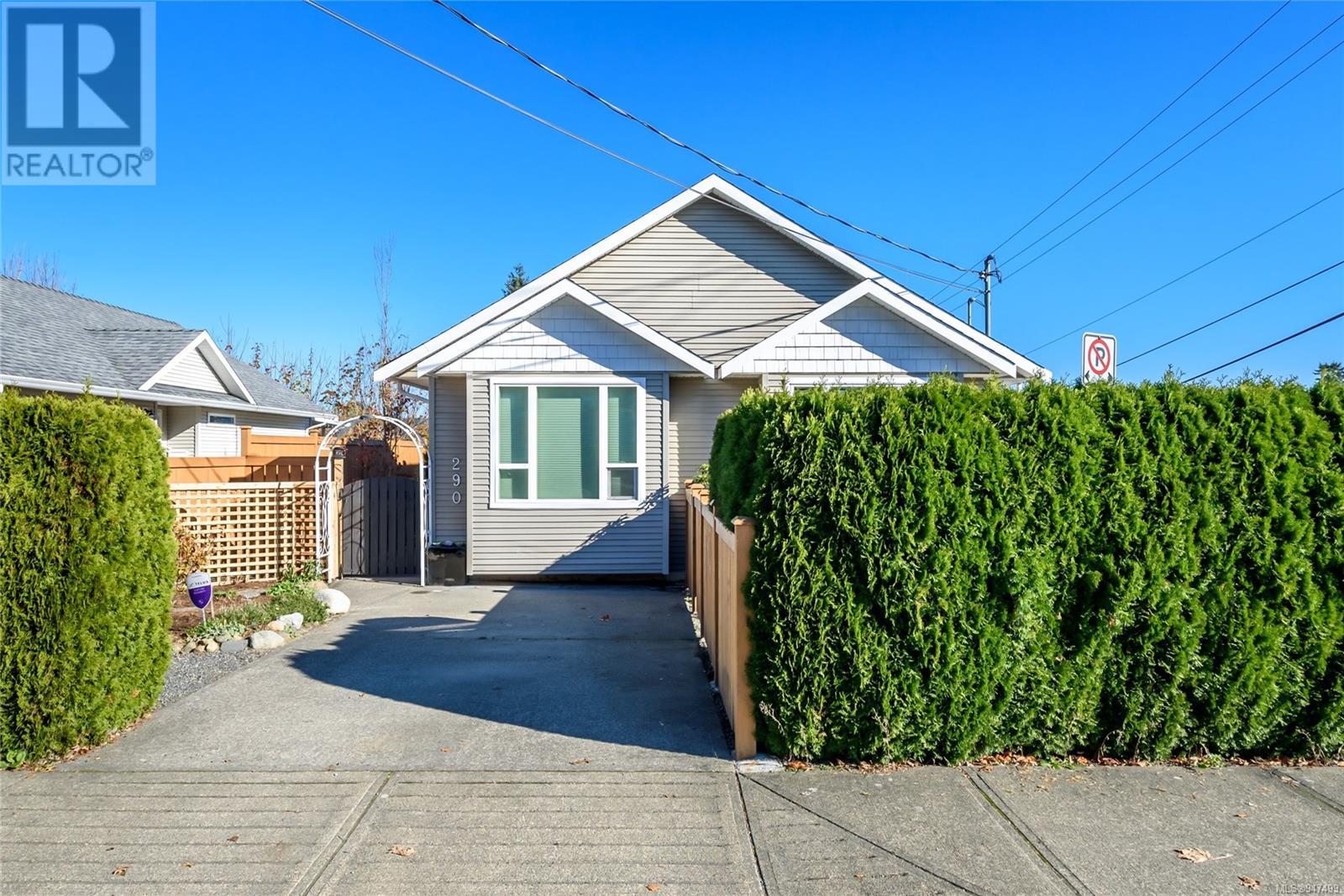 290 Cliffe Ave