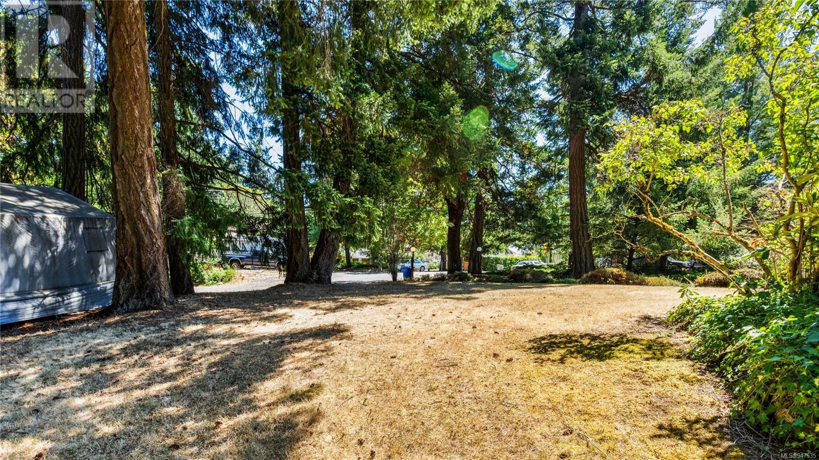 3048 Pickford Rd