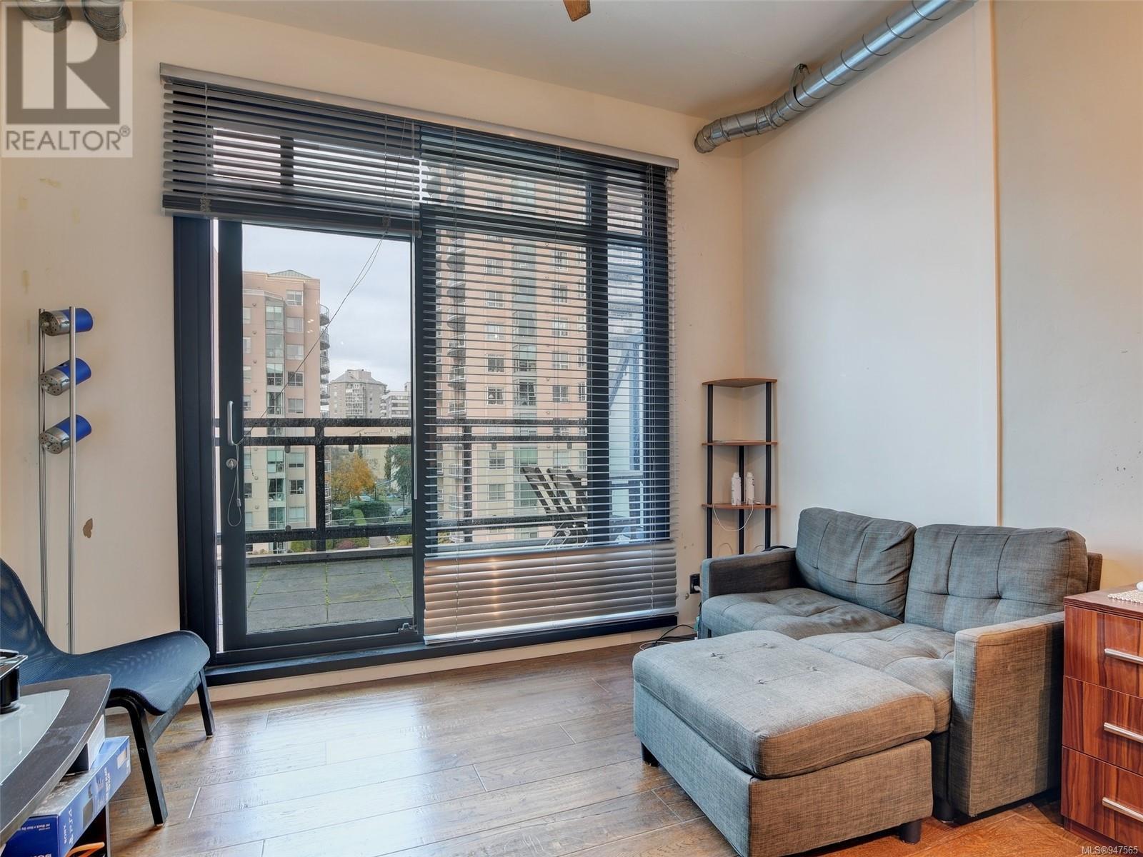 523 1029 View St, #523