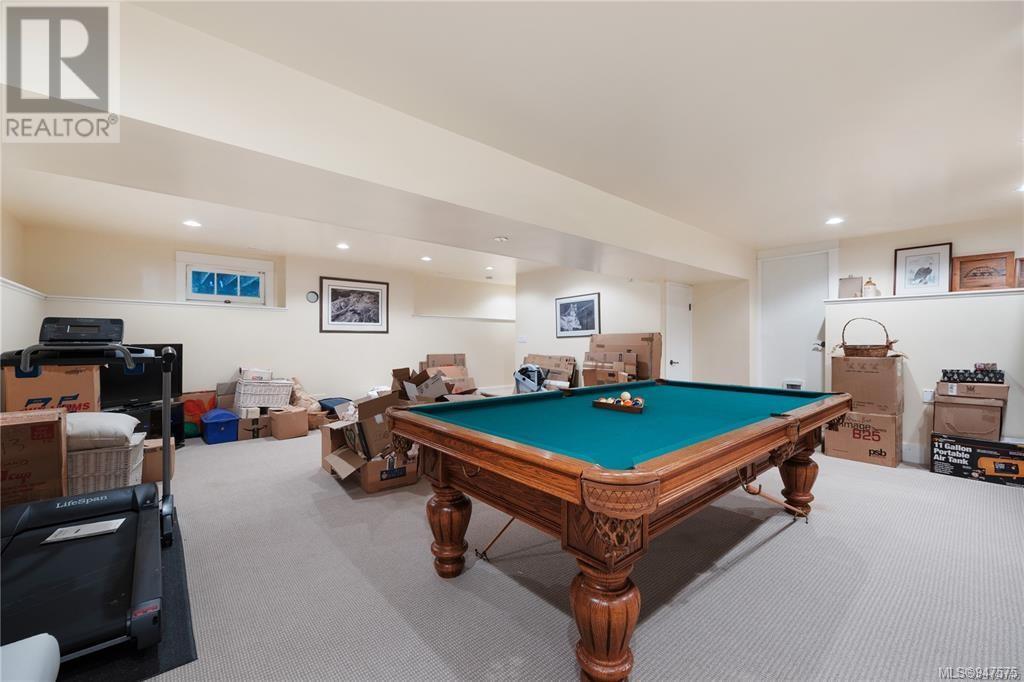 1533 Cedar Ave