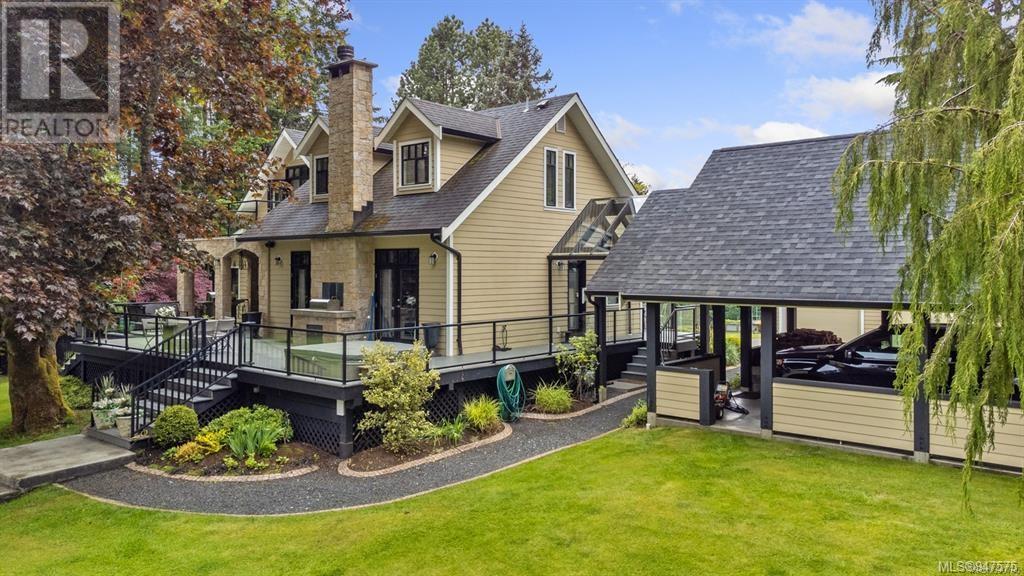 1533 Cedar Ave