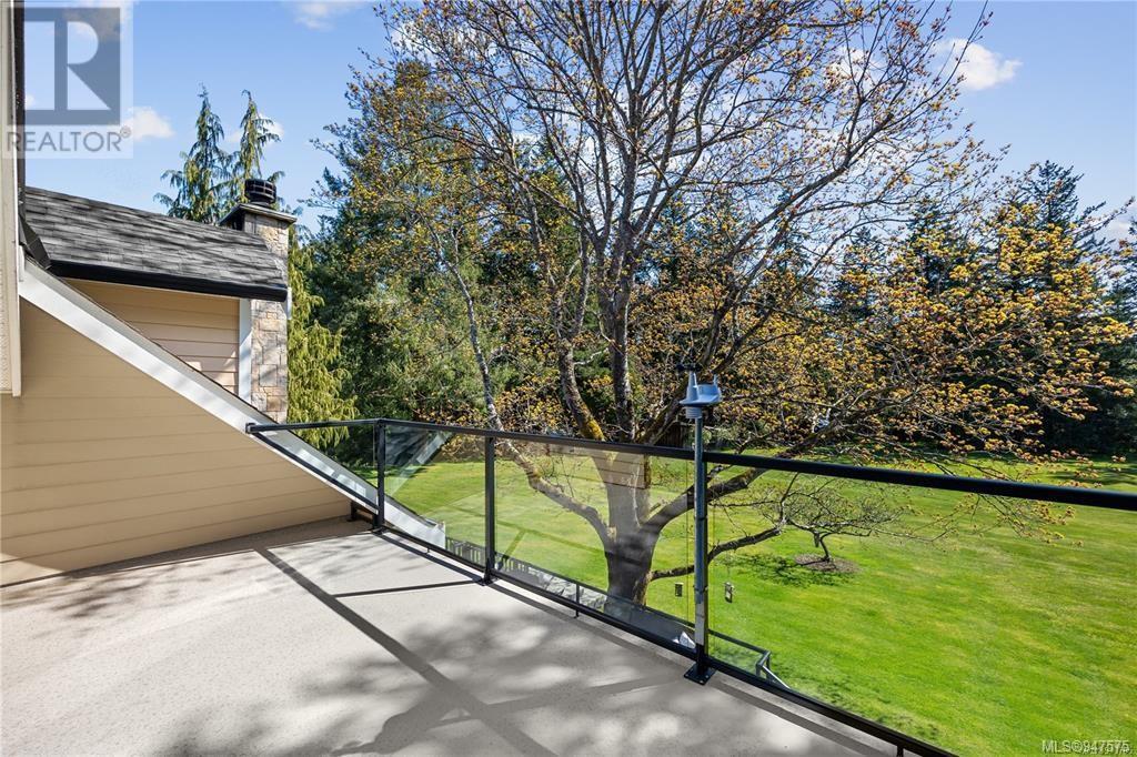 1533 Cedar Ave