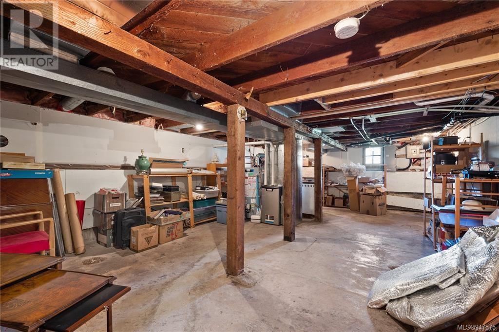 1533 Cedar Ave