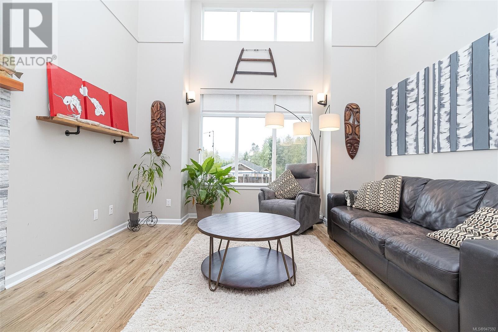 2454 Anthony Pl
