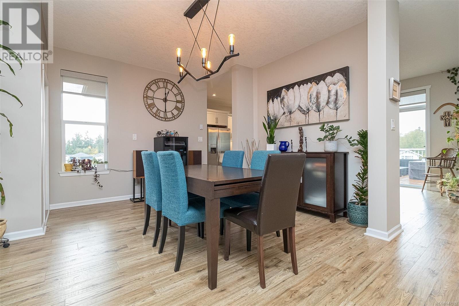 2454 Anthony Pl