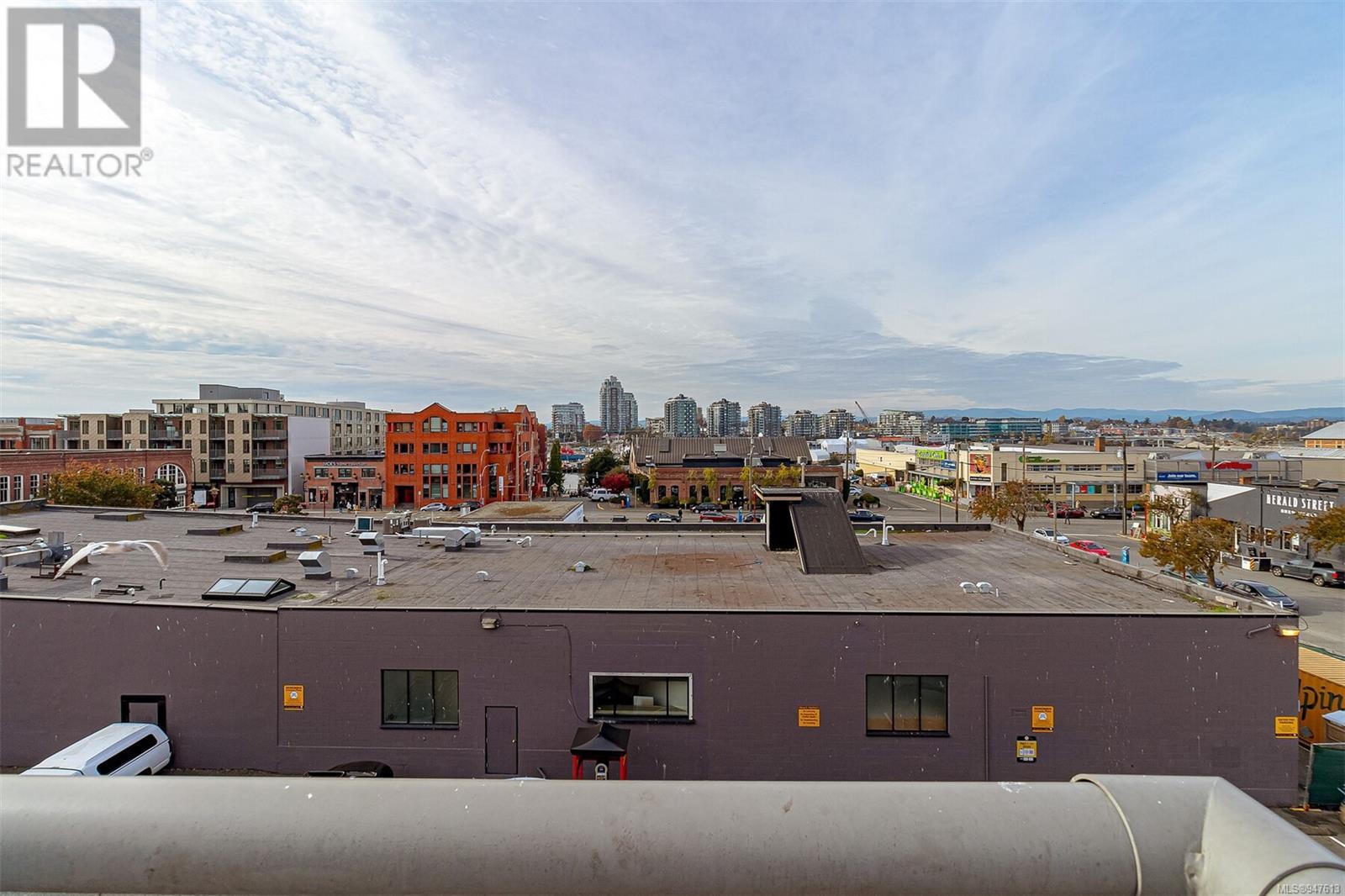 9 532 Fisgard St, #9