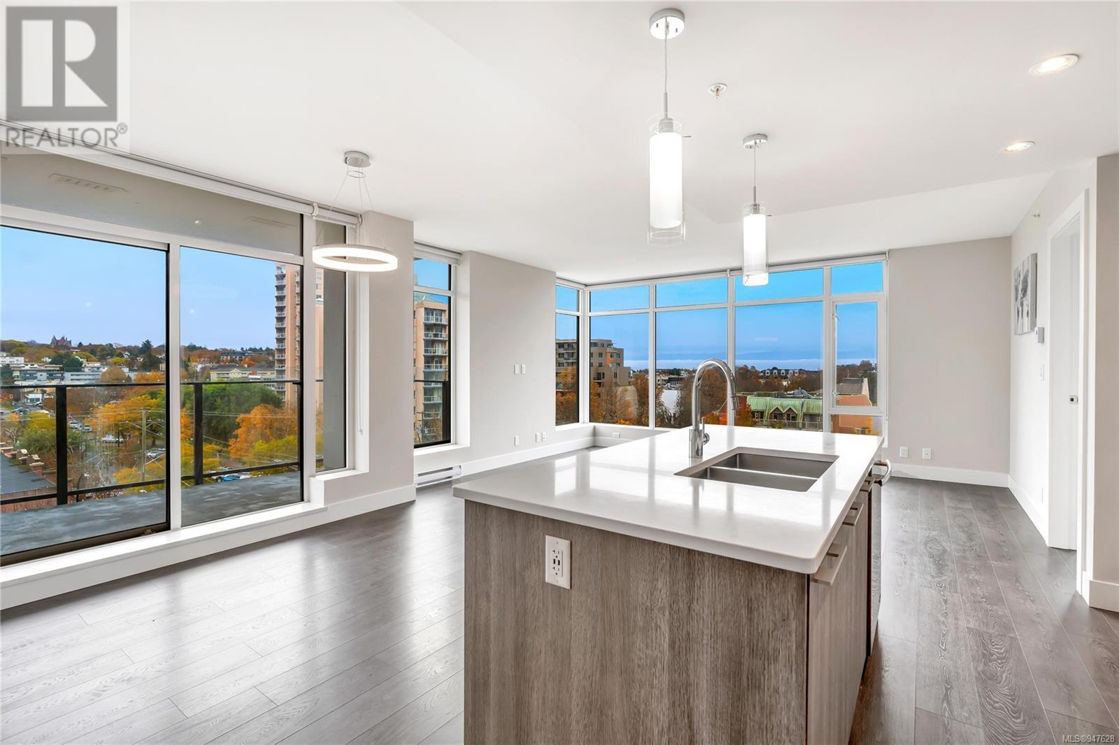 602 960 yates St, #602
