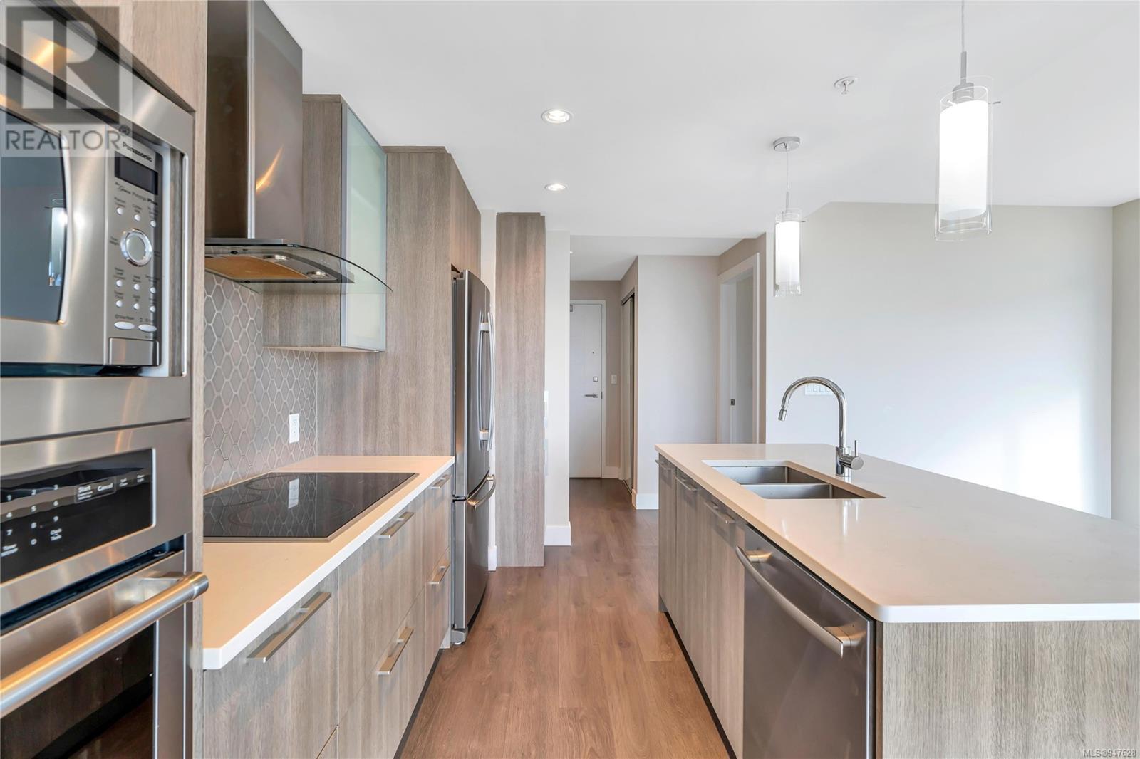 602 960 yates St, #602
