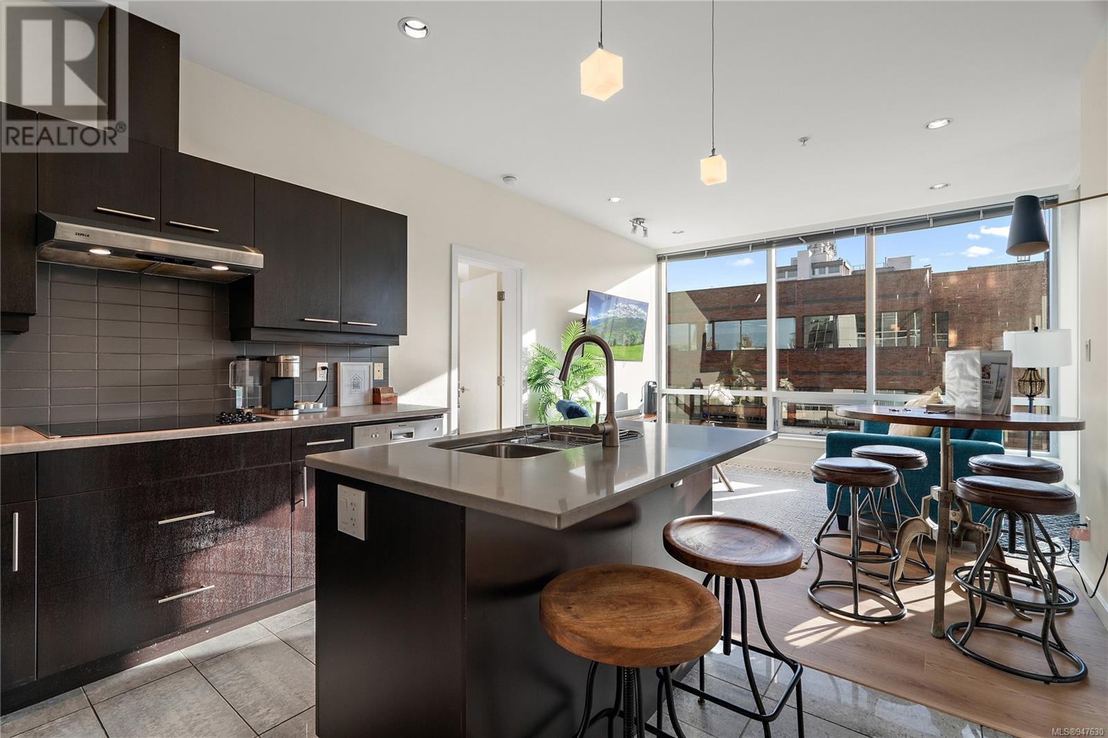 504 732 Broughton St, #504