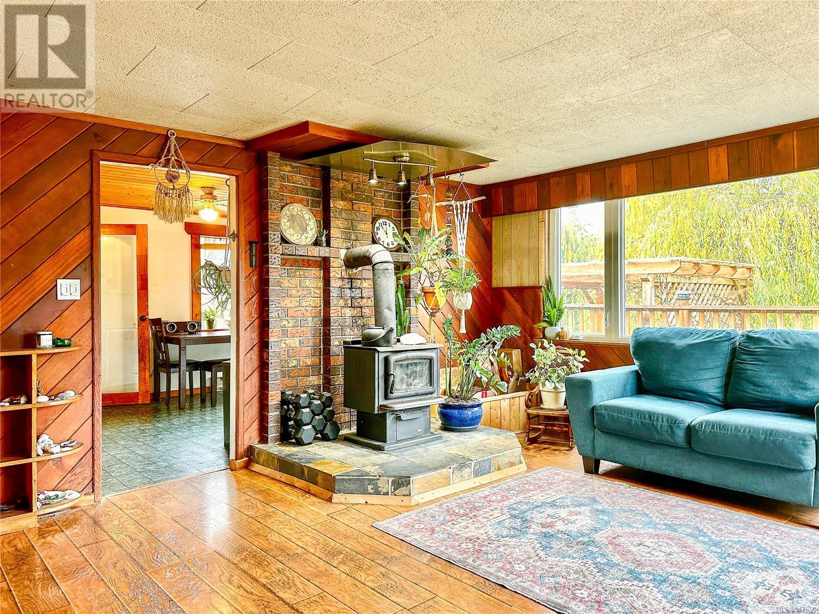 671 Cramer Rd