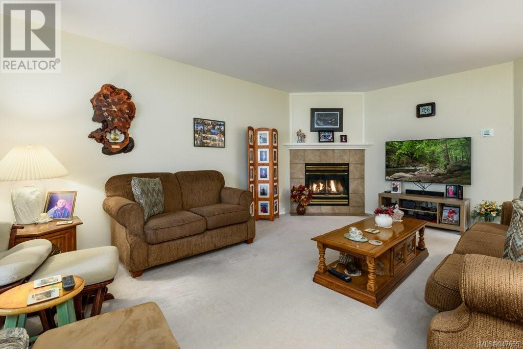 1 1855 Willemar Ave, #1