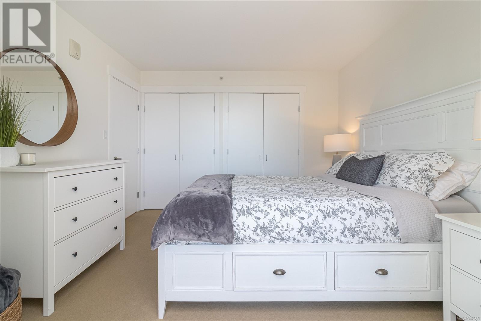1703 751 Fairfield Rd, #1703