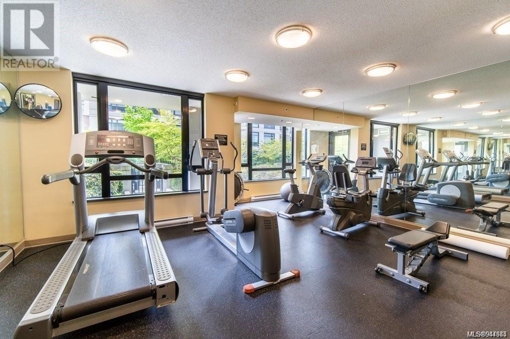 1703 751 Fairfield Rd, #1703