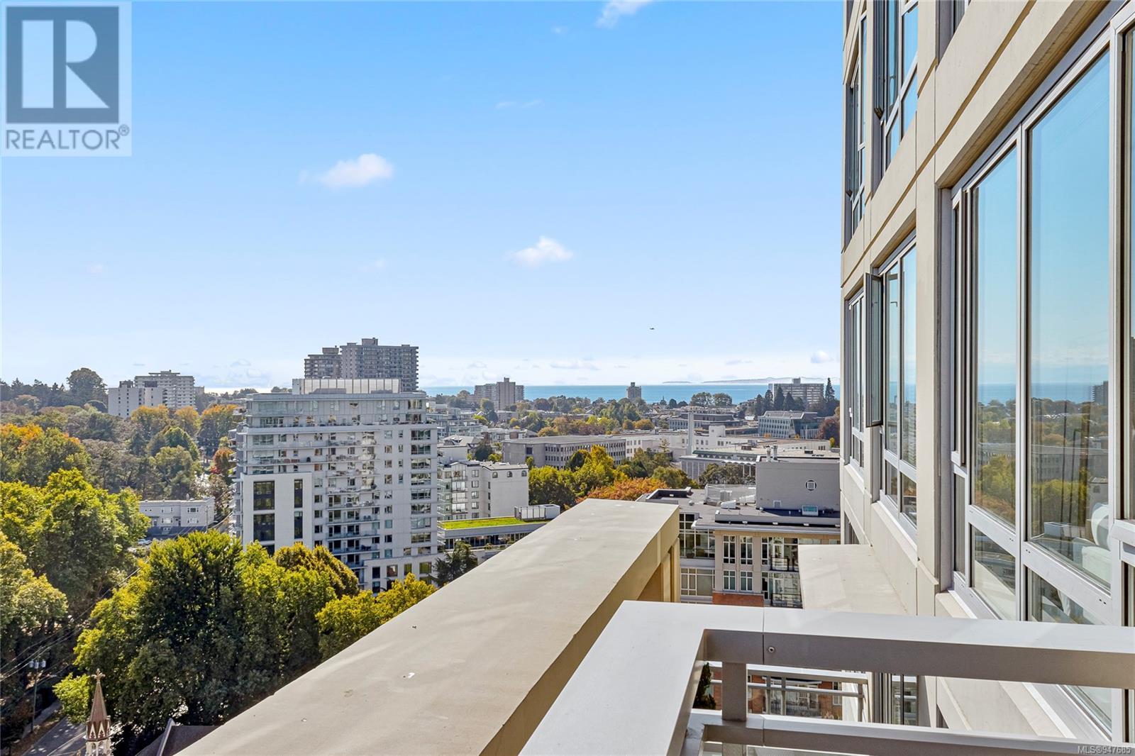 1703 751 Fairfield Rd, #1703