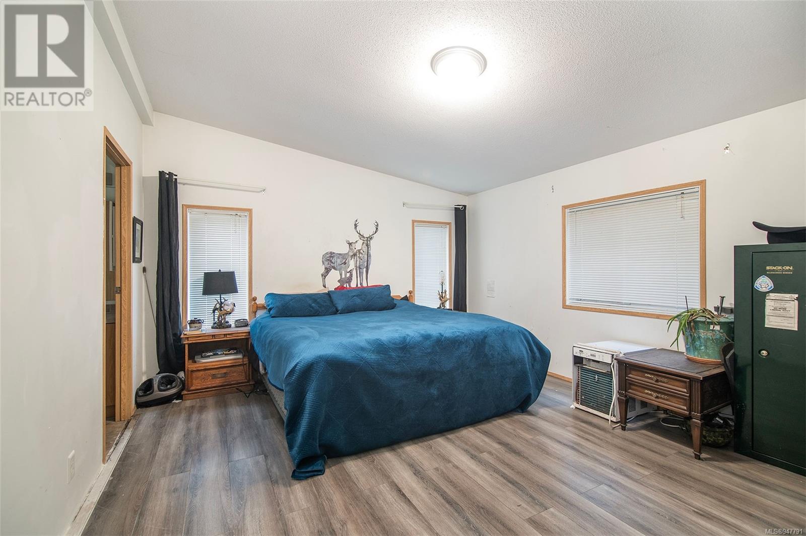 2496 GLENMORE Rd