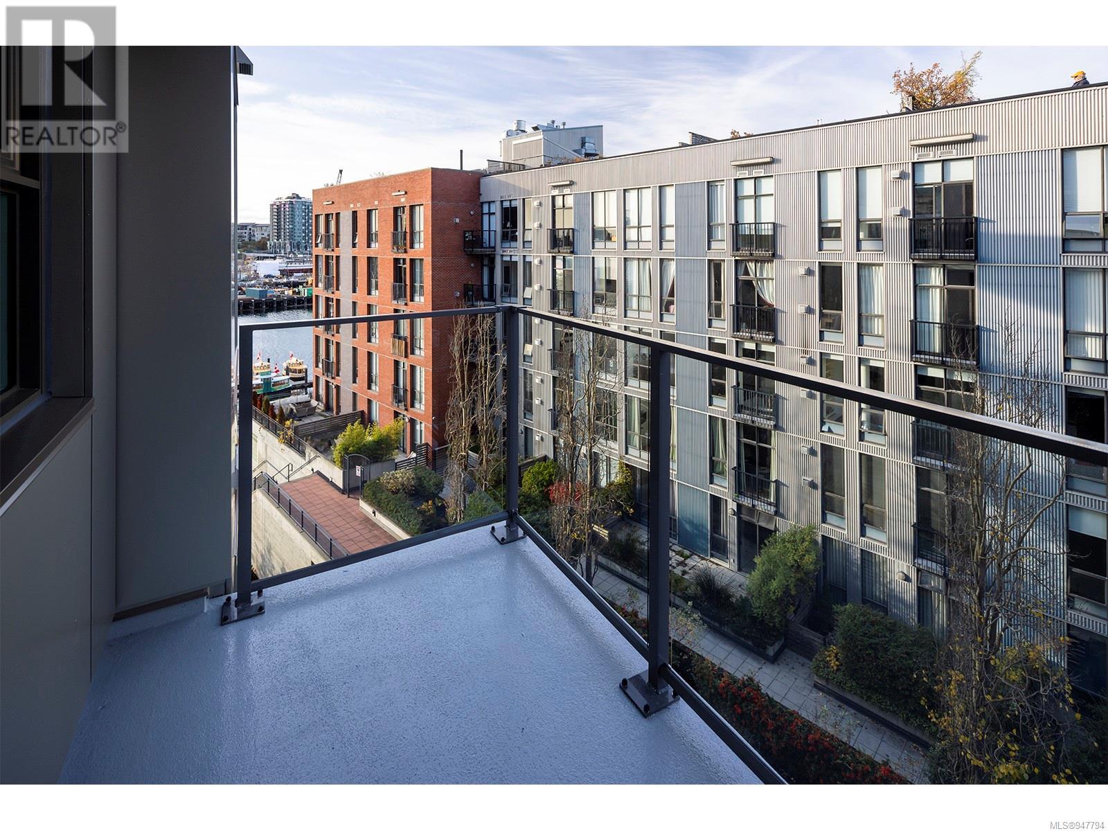 719 1628 Store St, #719