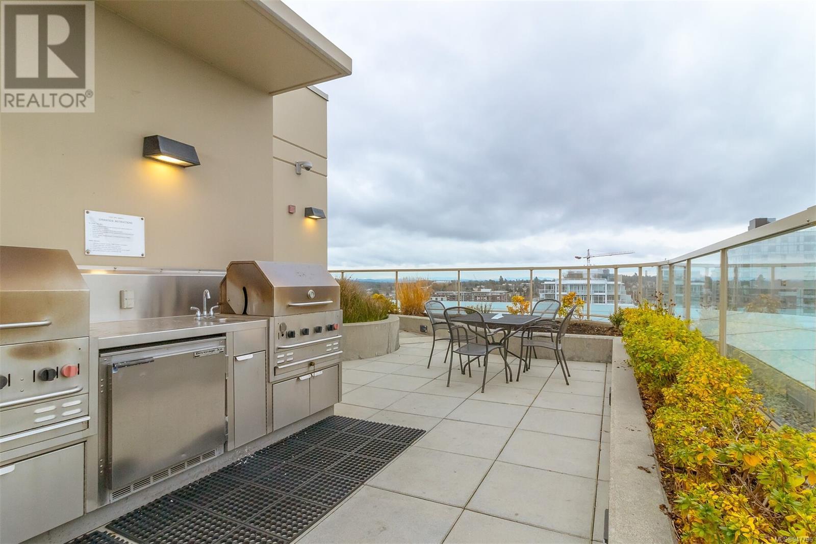601 760 Johnson St, #601