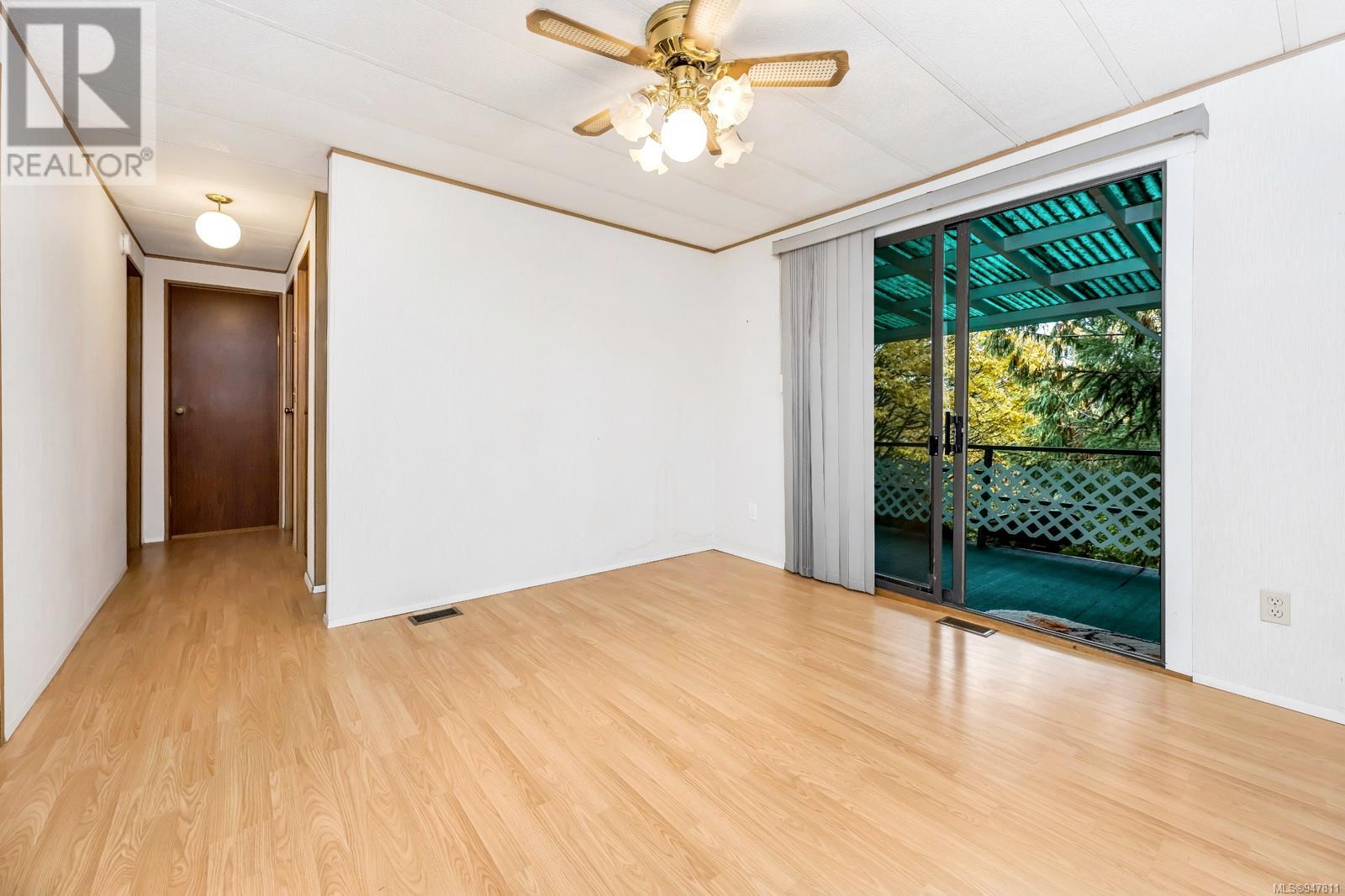 34 5838 Blythwood Rd, #34