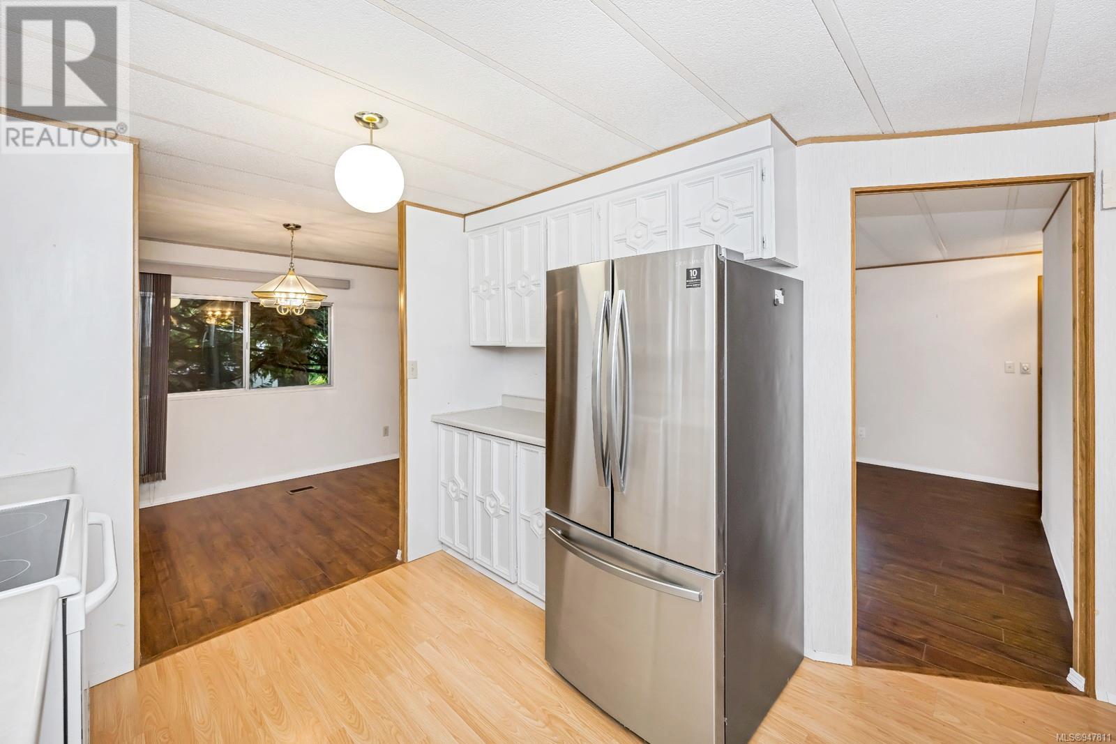 34 5838 Blythwood Rd, #34