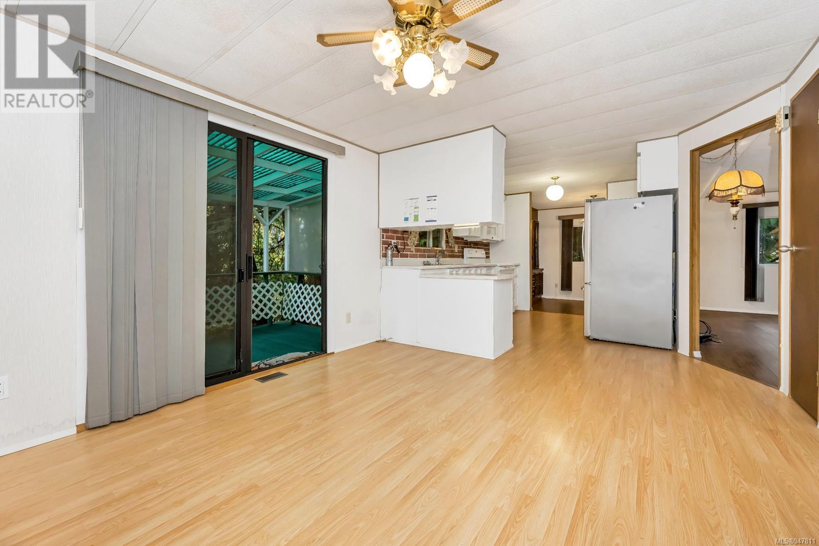 34 5838 Blythwood Rd, #34