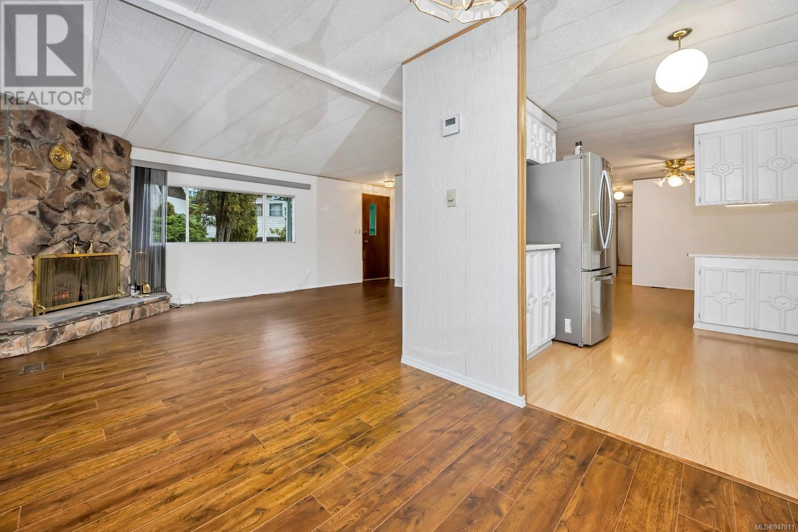 34 5838 Blythwood Rd, #34