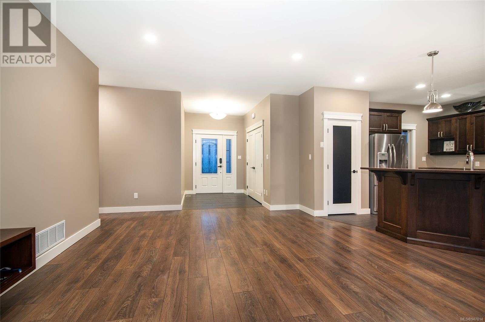 462 LEGACY Dr