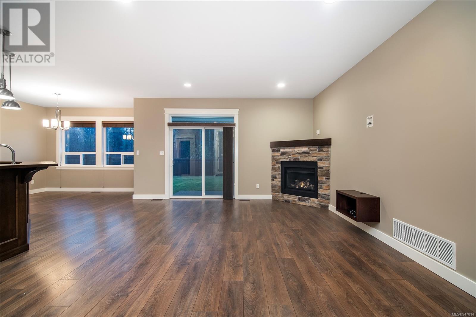 462 LEGACY Dr