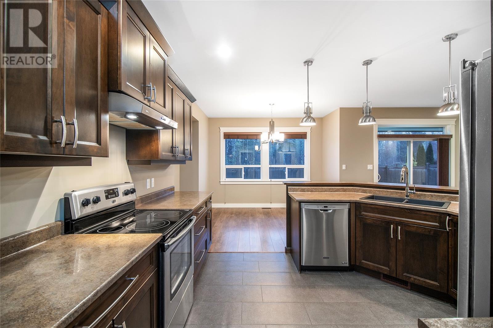 462 LEGACY Dr