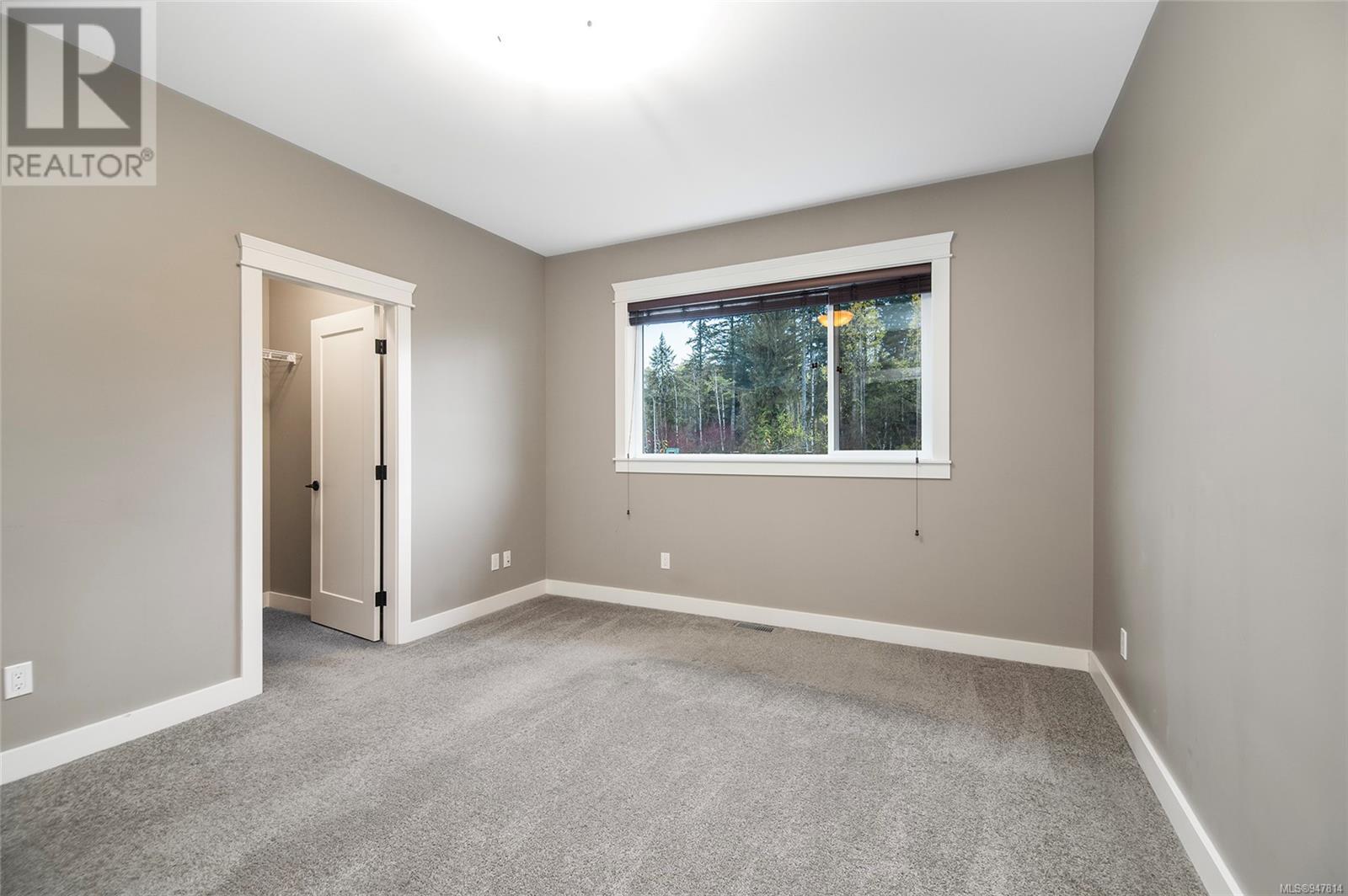 462 LEGACY Dr