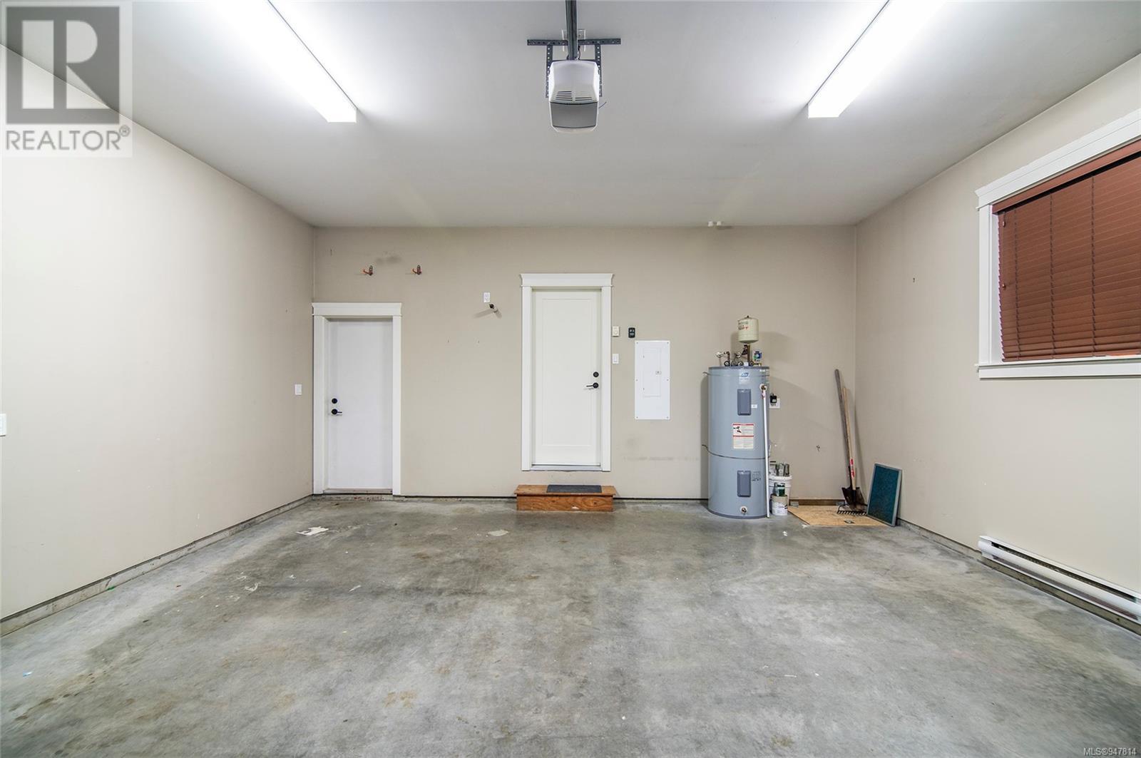 462 LEGACY Dr