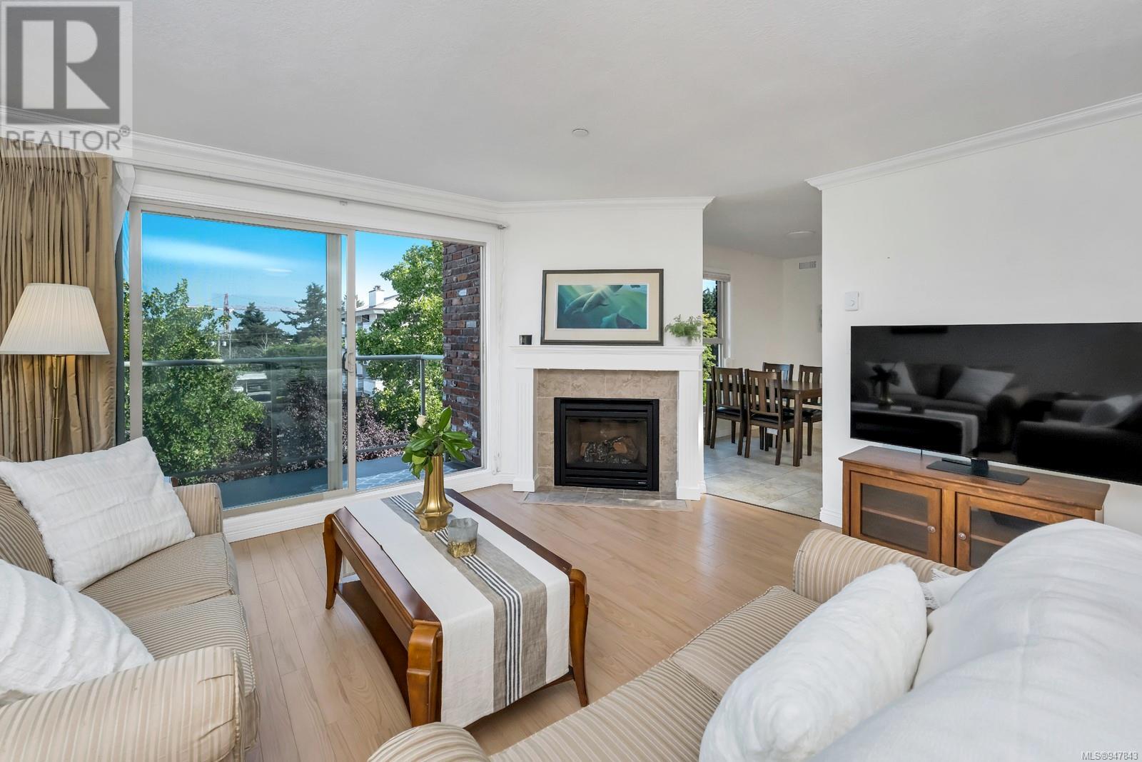401 1217 Pandora Ave, #401