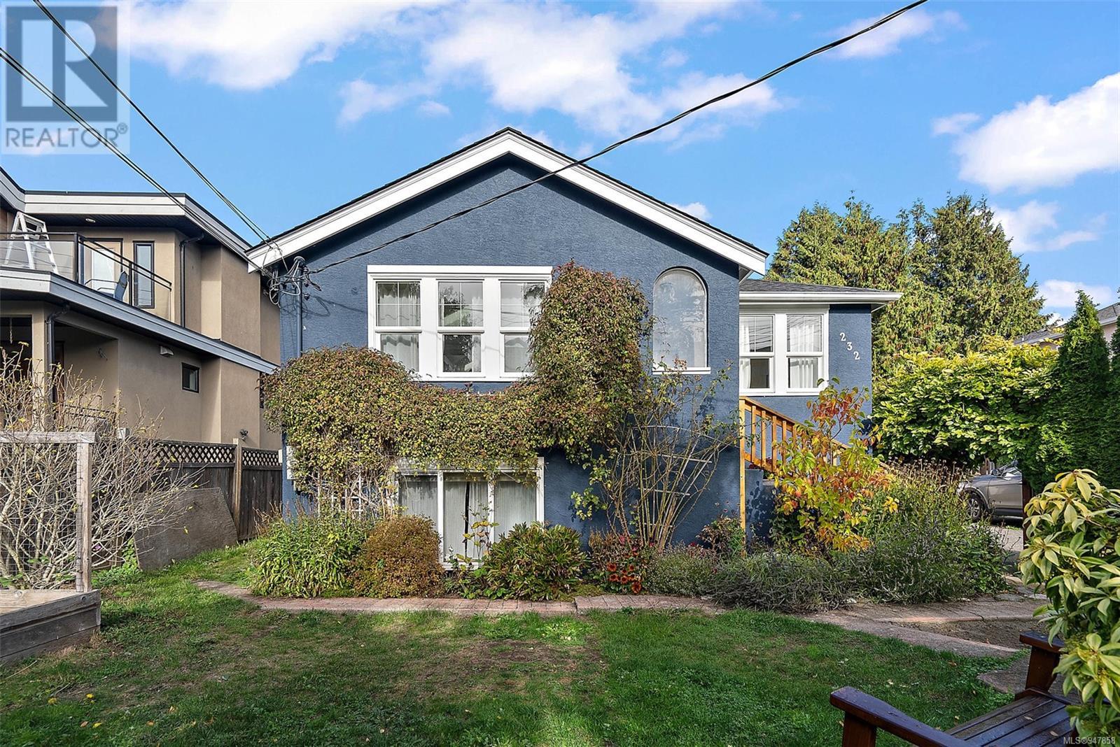 232 Michigan St