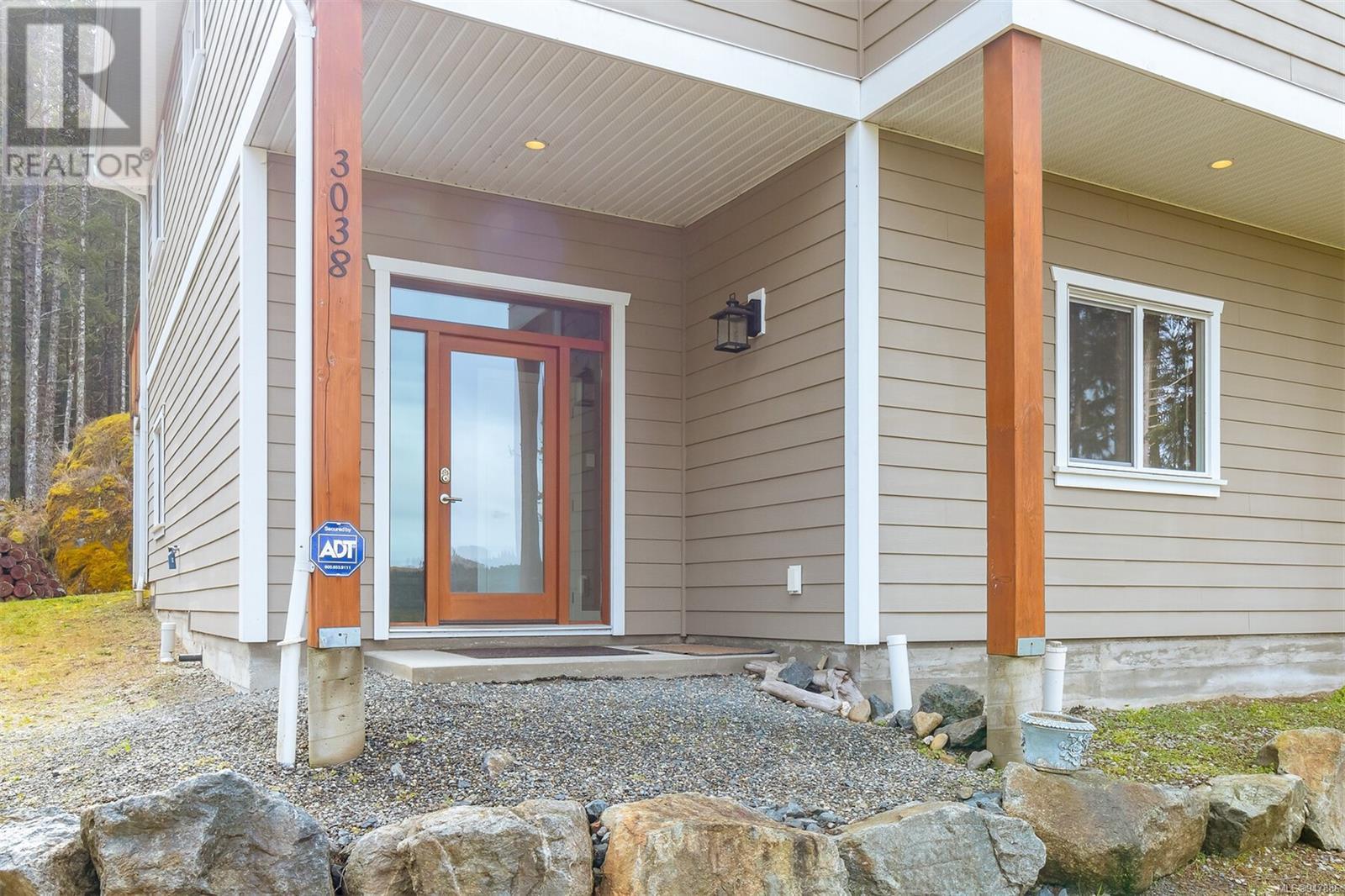 3038 Otter Point Rd