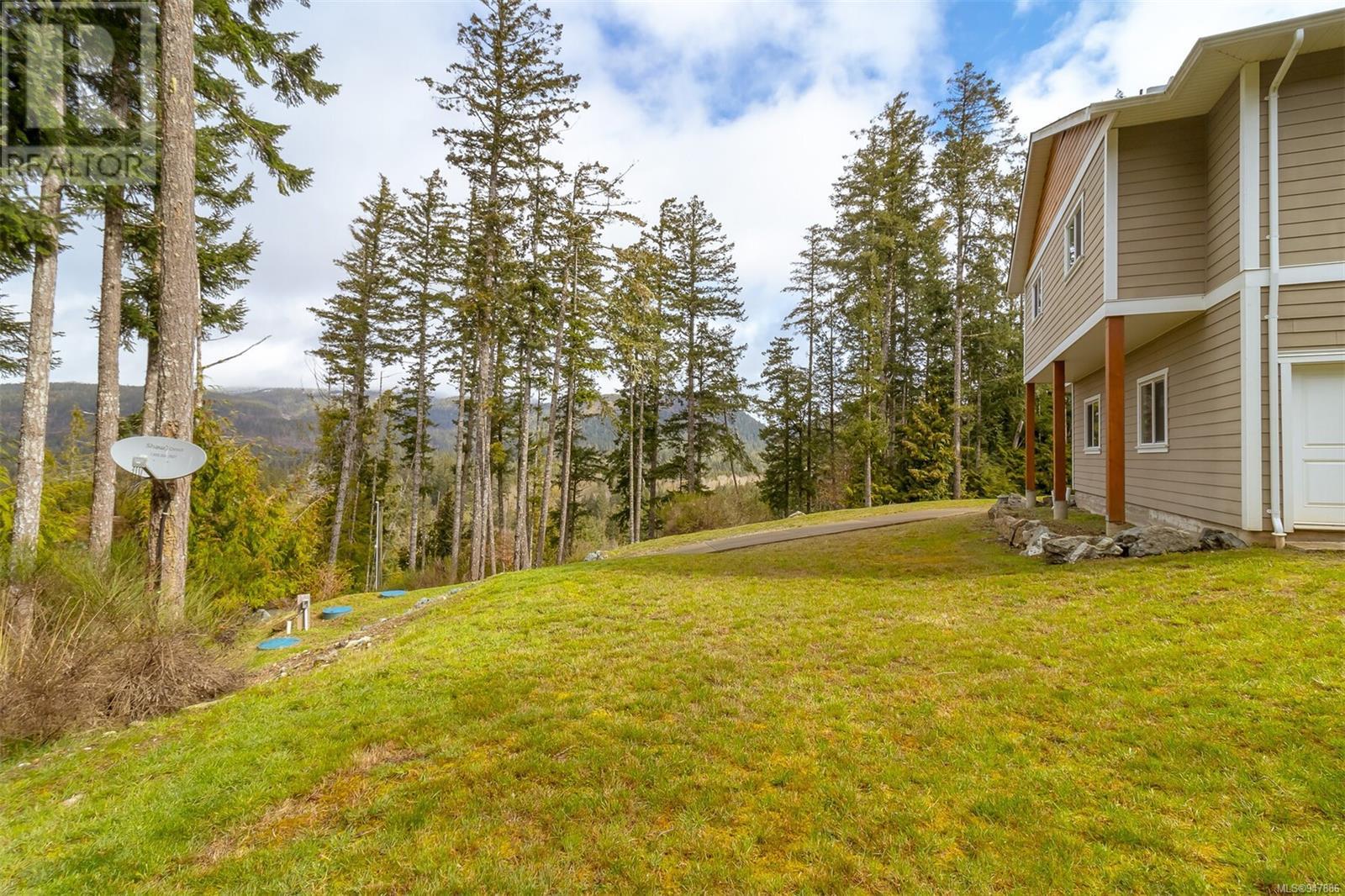 3038 Otter Point Rd