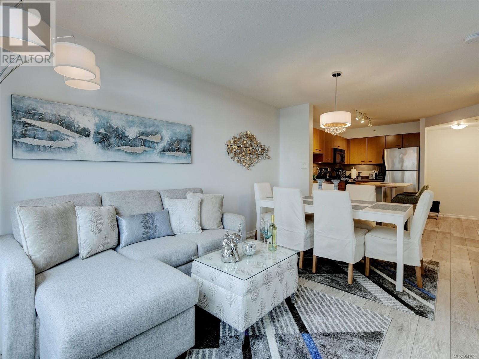 1006 751 Fairfield Rd, #1006