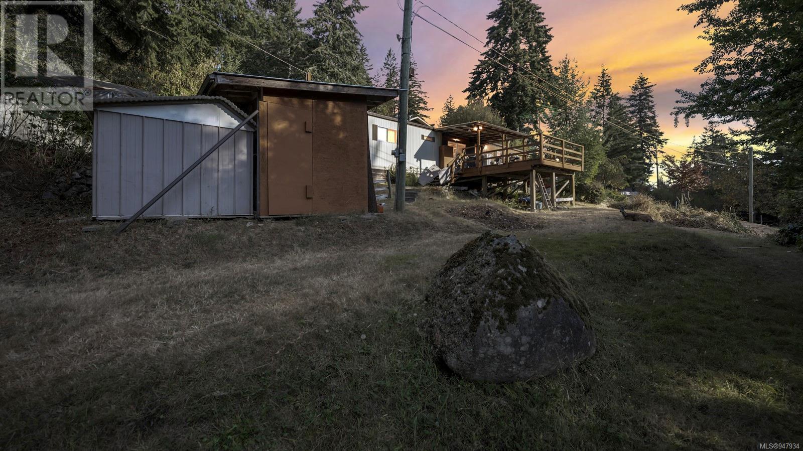 3765 Otter Point Rd