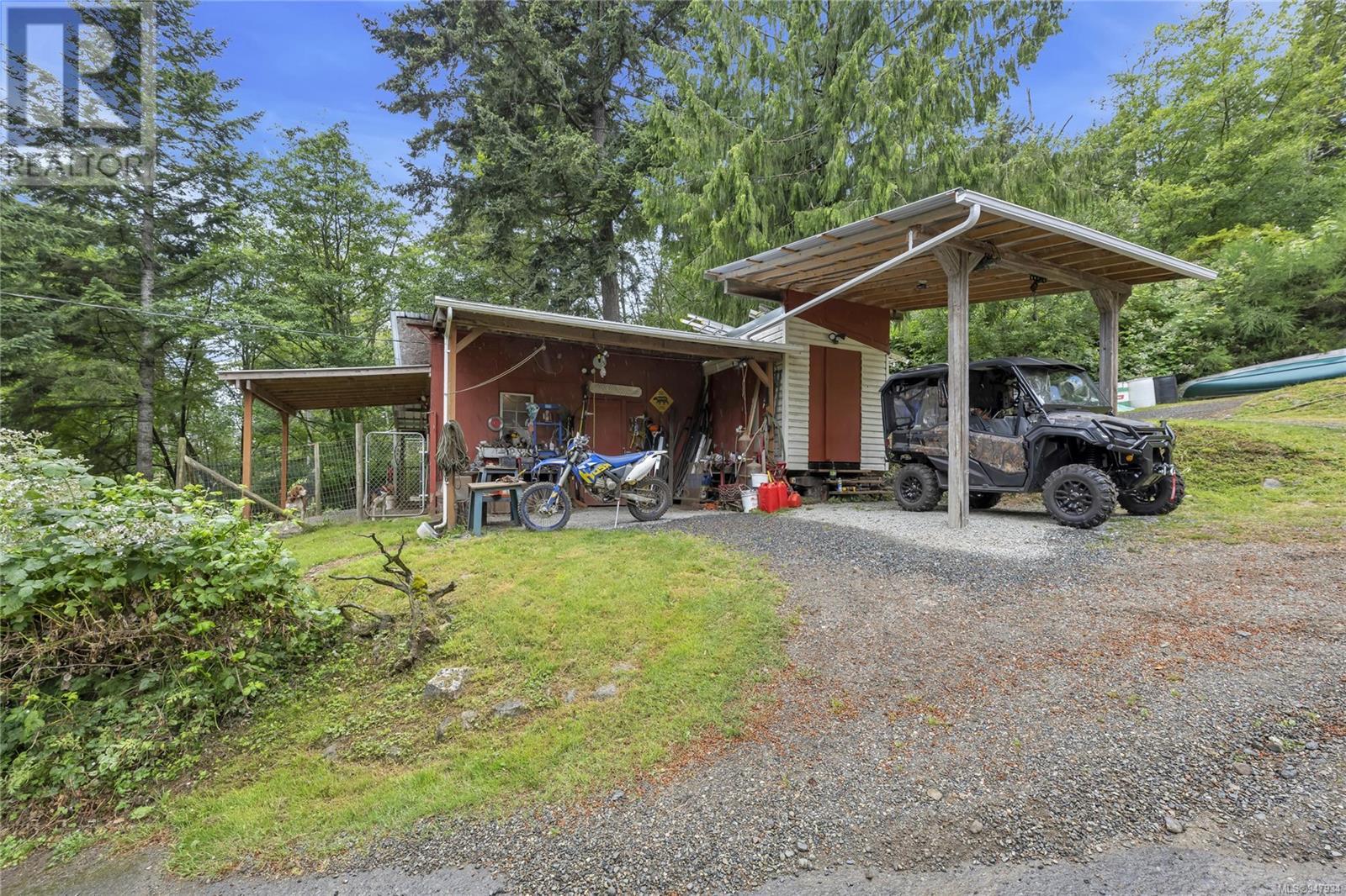 3765 Otter Point Rd