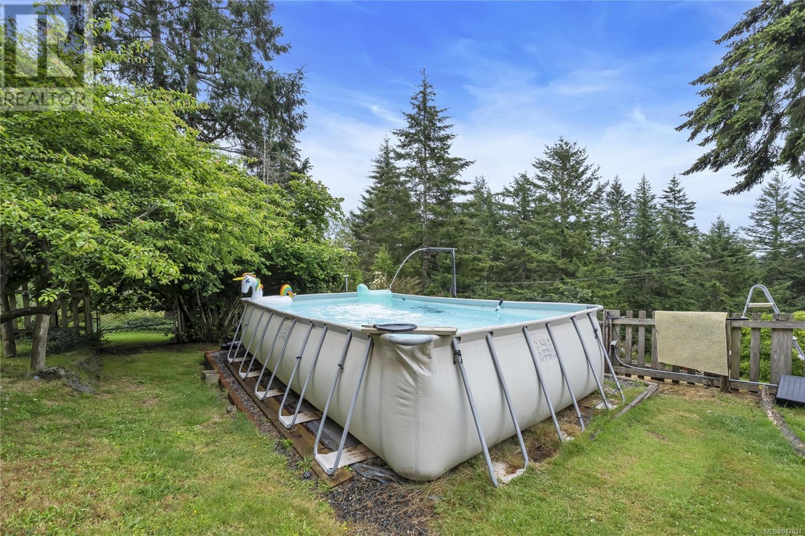 3765 Otter Point Rd