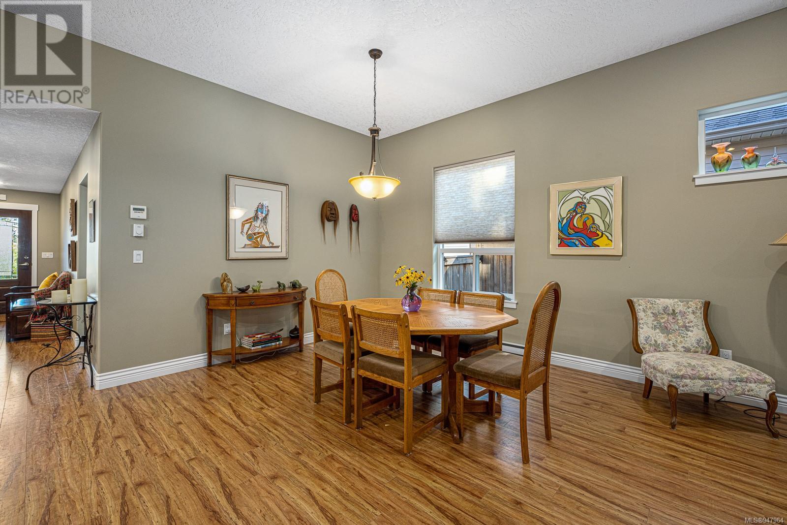 113 2205 Robert Lang Dr, #113