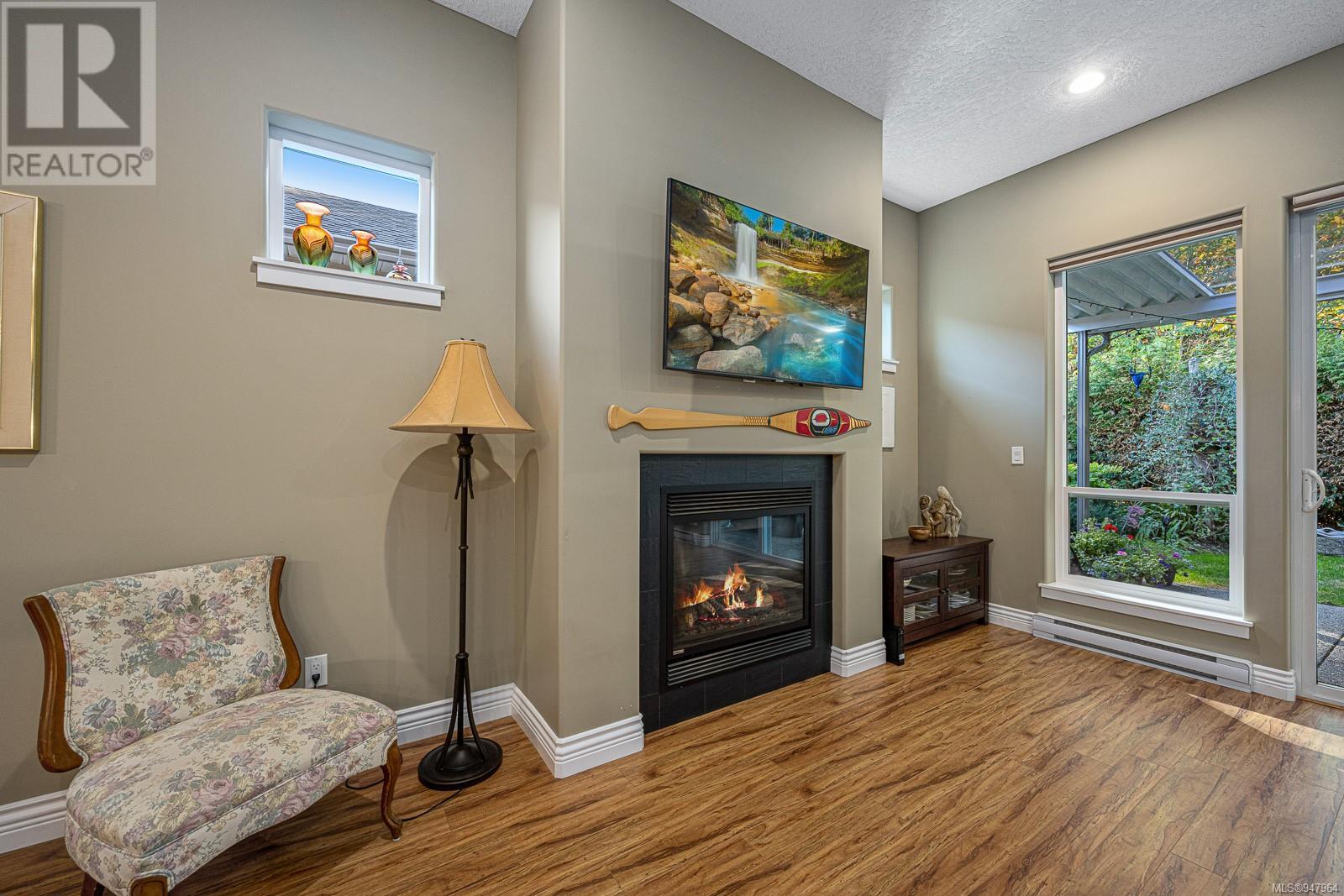113 2205 Robert Lang Dr, #113