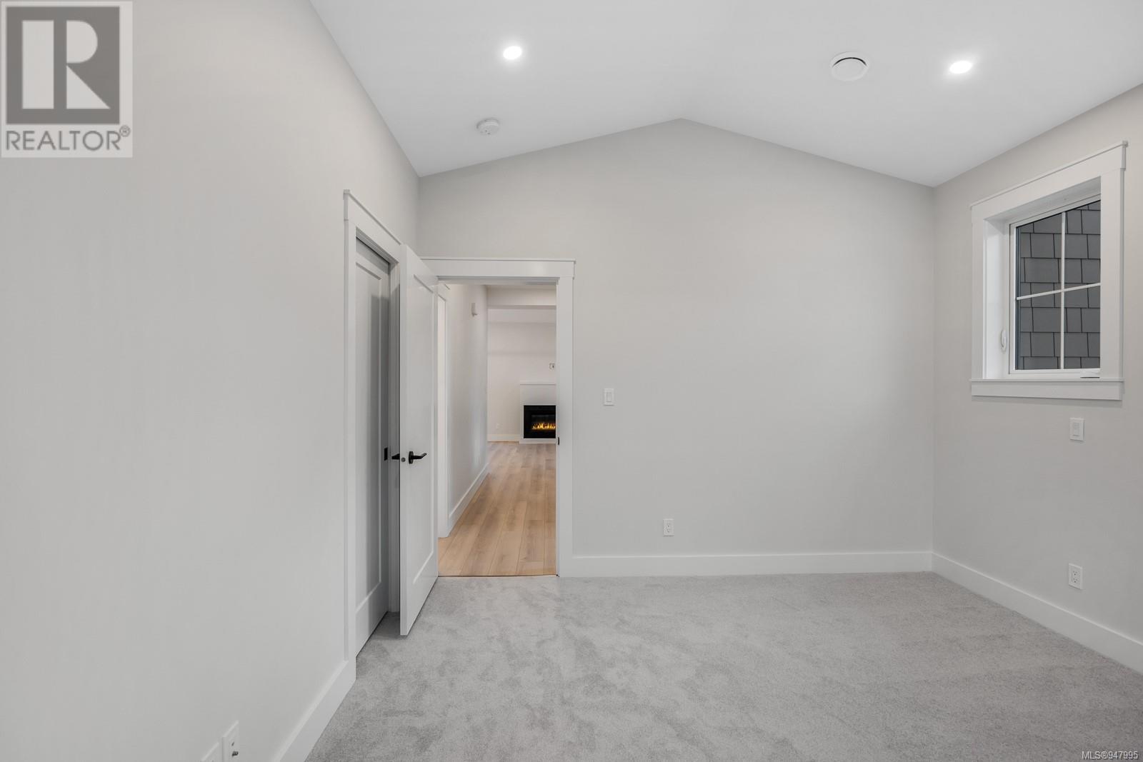 34 1090 Evergreen Rd, #34