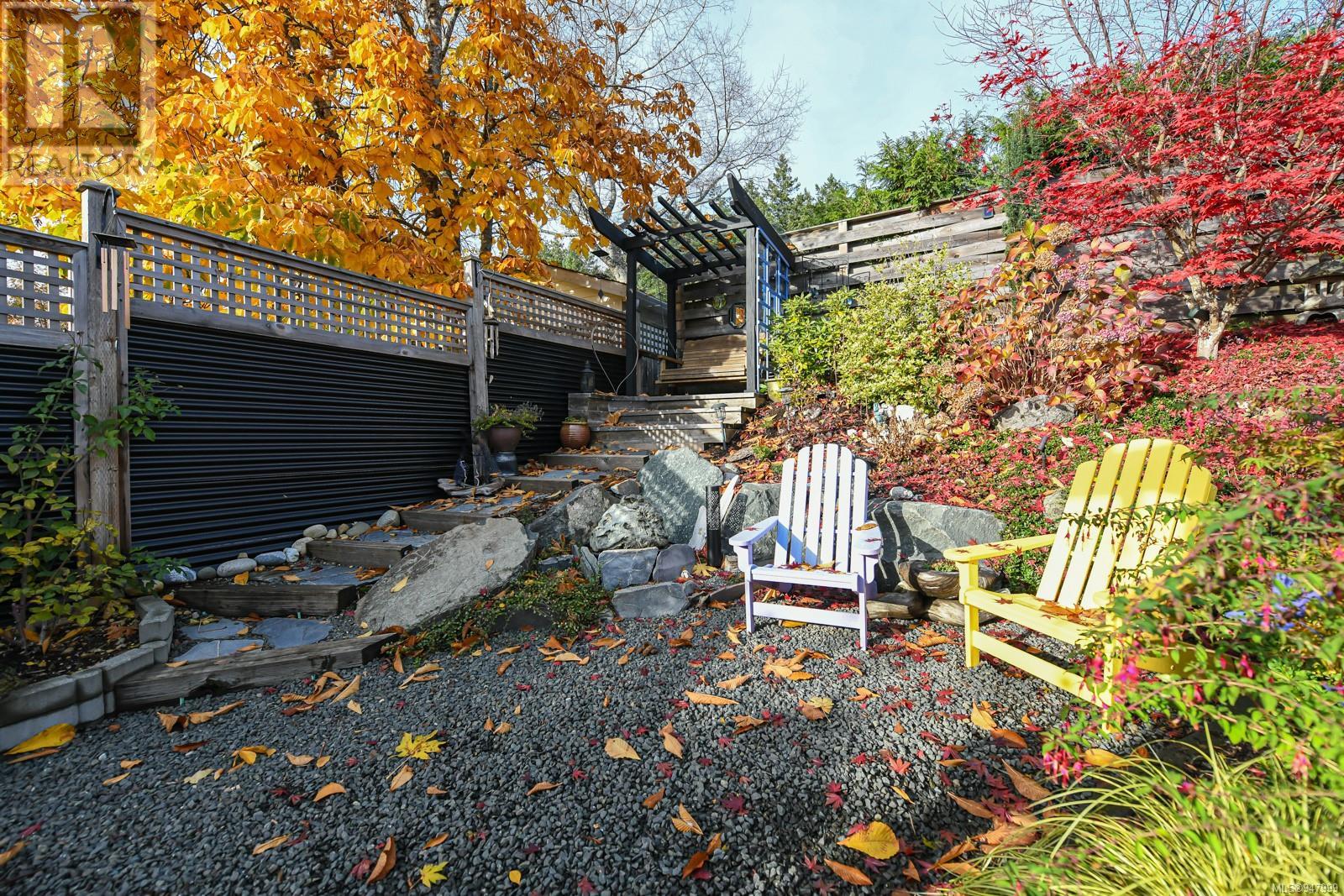 2276 McKenzie Ave