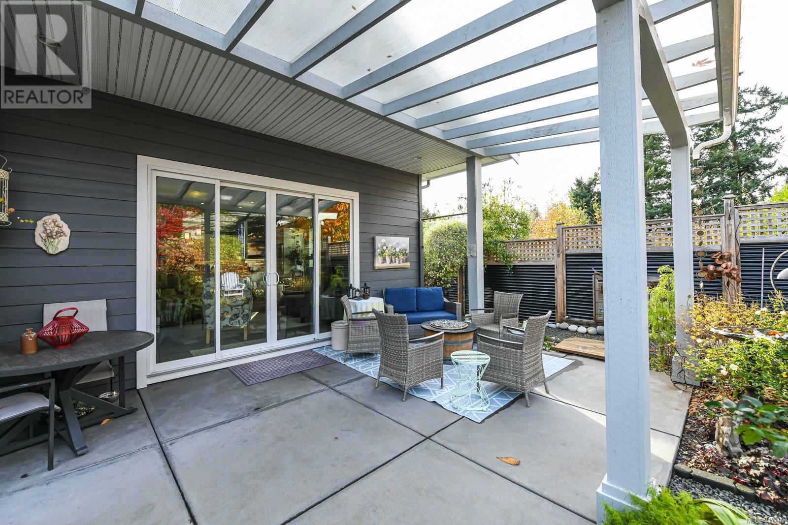 2276 McKenzie Ave