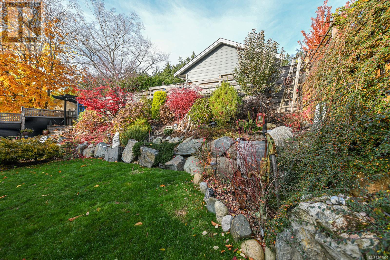 2276 McKenzie Ave